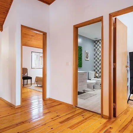 아파트 Typical Portuguese At Ajuda, Belem